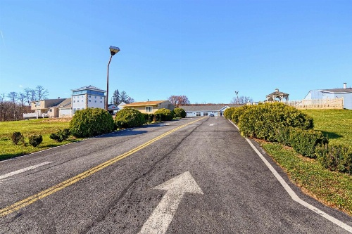 Rodeway Inn & Suites image 19